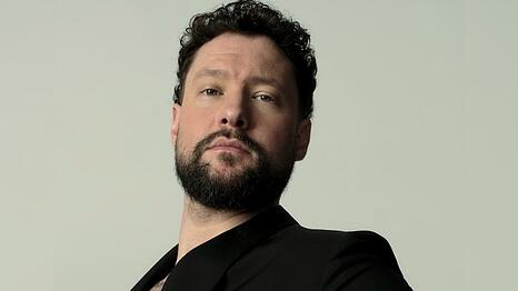 Calum Scott hat im Oktober sein Album "Avenoir" ver&ouml;ffentlicht.