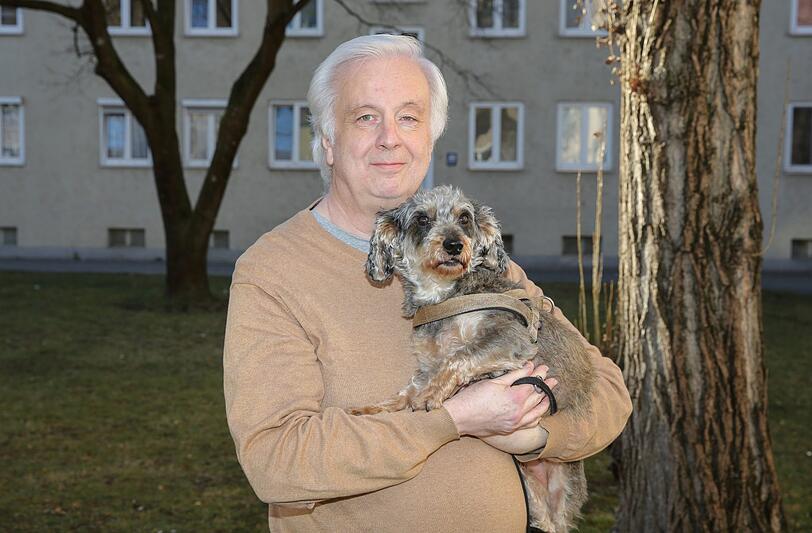 Eberhard Gruber und seine Hündin Sissi wurden aus der Christmette in der Frauenkirche geworfen.