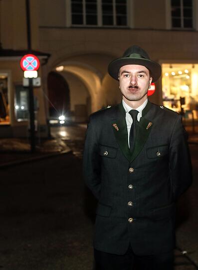 "Harald Hitler" in Braunau. Die Bilder.