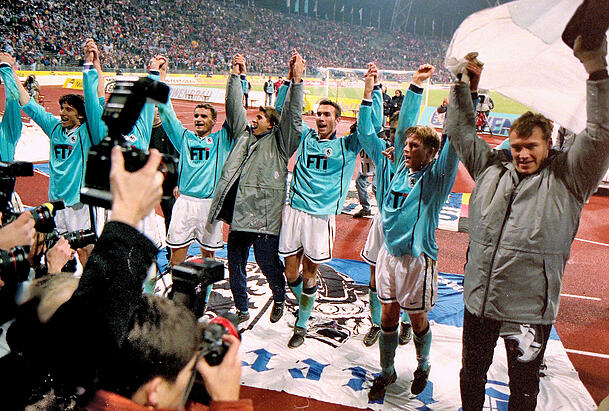 So sehen Sieger aus: Die Löwen nach dem Derby-Sieg gegen den FC Bayern.
