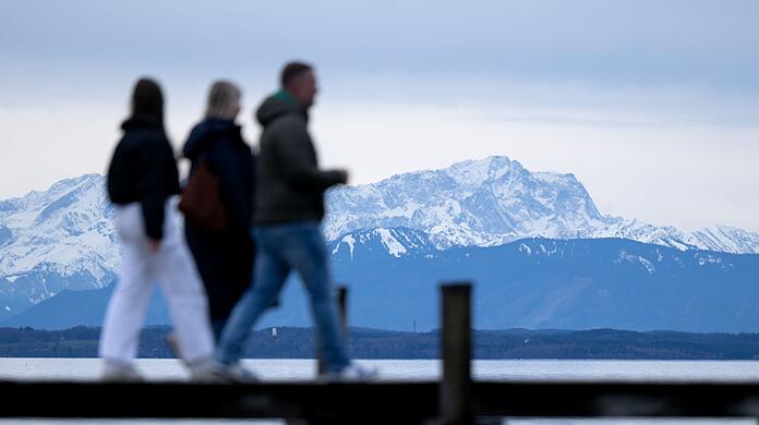 Der Starnberger See. Der zugeh&ouml;rige Landkreis hat die bundesweit h&ouml;chste Kaufkraft. (Archivbild)