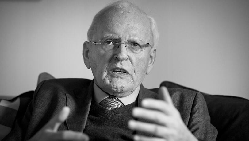 Roman Herzog ist tot. Er war von 1994 bis 1999 Bundespräsident. Roman Herzog ist tot. Er war von 1994 bis 1999 Bundespräsident.