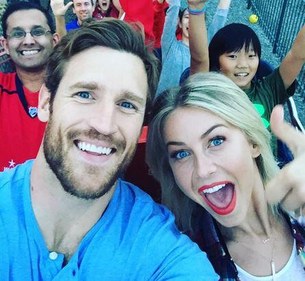 Julianne Hough tritt mit dem kanadischen Eishockey-Spieler Brooks Laich vor den Altar
