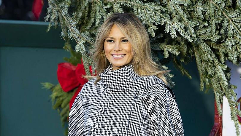 Vor wenigen Tagen hat Melania Trump den Weihnachtsbaum für das Weiße Haus in Empfang genommen Vor wenigen Tagen hat Melania Trump den Weihnachtsbaum für das Weiße Haus in Empfang genommen