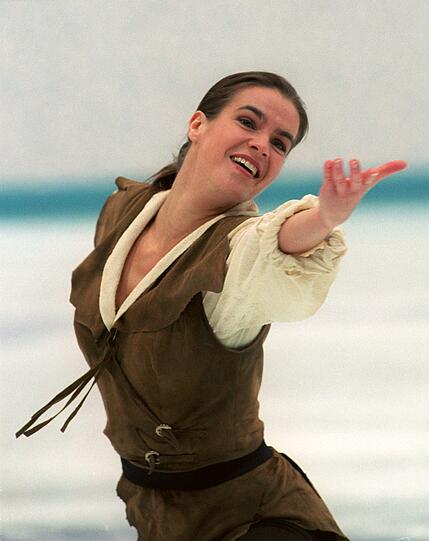Katarina Witt gewann im Eiskunstlauf zweimal Olympia und wurde vier Mal Weltmeisterin. Nach den Winterspielen 1994 beendete sie ihre Karriere.