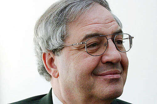 Fordert ein sofortiges Ende der katastrophalen Zustände in den öffentlichen WCs: der CSU-Abgeordnete Hans Podiuk