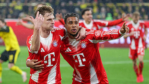 Formdelle – war da was? Joshua Kimmich beim Torjubel mit einem Gruß an seine Kritiker. Formdelle – war da was? Joshua Kimmich beim Torjubel mit einem Gruß an seine Kritiker.