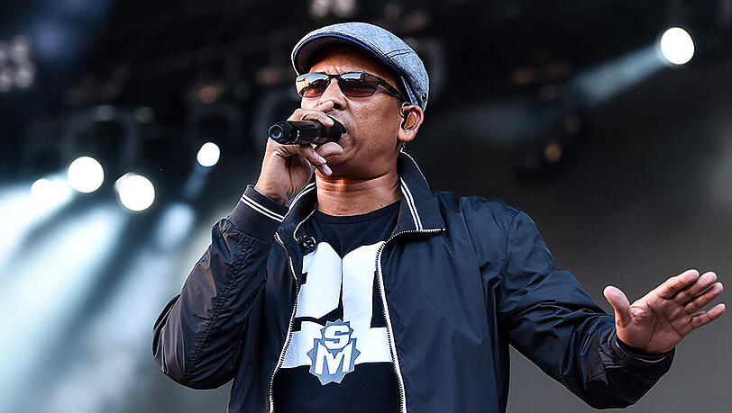 Xavier Naidoo tritt nun doch nicht für Deutschland beim Eurovision Song Contest an. Xavier Naidoo tritt nun doch nicht für Deutschland beim Eurovision Song Contest an.