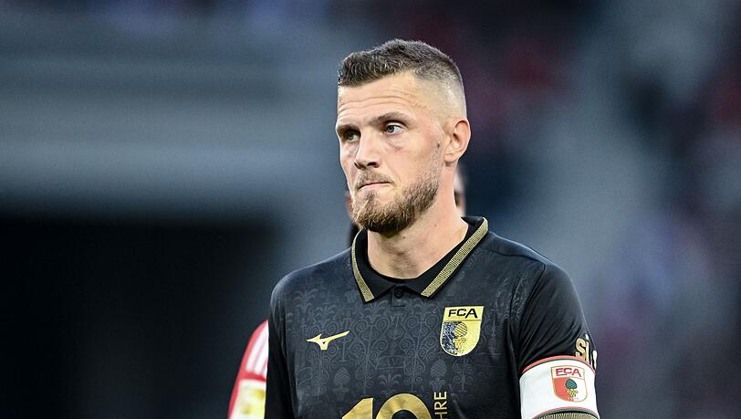 Das Comeback von Jeffrey Gouweleeuw beim FCA r&uuml;ckt n&auml;her. (Archivbild)