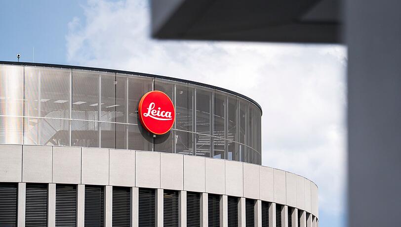 Neben der schwierigen weltwirtschaftlichen Entwicklung haben auch verschärfte Zollregelungen Leica im vergangenen Geschäftsjahr zu schaffen gemacht. (Archivbild) Neben der schwierigen weltwirtschaftlichen Entwicklung haben auch verschärfte Zollregelungen Leica im vergangenen Geschäftsjahr zu schaffen gemacht. (Archivbild)