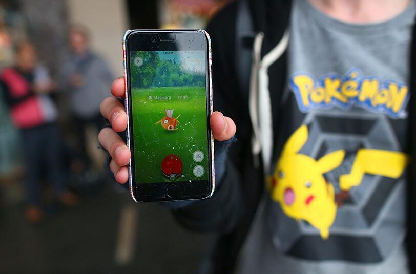 Alle im Pokemon-Fieber: Auf PokemonGo-Streifzug erlebten einige Spieler Außergewöhnliches.