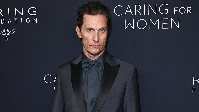 Den strengen Blick als hartgesottener Privatdetektiv Mike Hammer hätte Matthew McConaughey schon drauf.