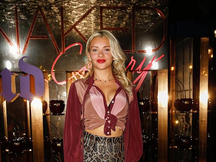 Auch eine "Bachelor"-Kandidatin" ist im Dschungel dabei: Evelyn Burdecki.