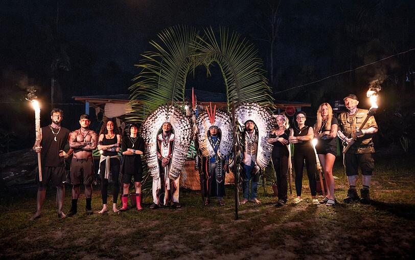 Mal wieder Survival-Reality: ProSieben schickt (von links) Lézan, Willi Whey, Lilly Becker und How2Shirli sowie (von rechts) Joey Kelly, Antonia Hemmer, Gina Rühl und Pershad in den brasilianischen Dschungel. Mal wieder Survival-Reality: ProSieben schickt (von links) Lézan, Willi Whey, Lilly Becker und How2Shirli sowie (von rechts) Joey Kelly, Antonia Hemmer, Gina Rühl und Pershad in den brasilianischen Dschungel.