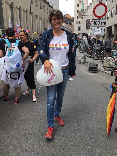 Die Bilder vom CSD auf dem Marienplatz und der Parade.