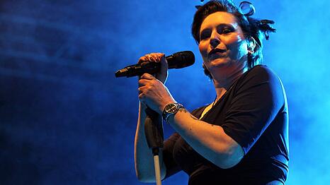 S&auml;ngerin AnNa R. starb vor einem Jahr in Berlin.