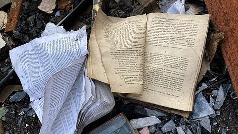 Auf dem B&uuml;cherbasar Petriwka sind viele Tausend B&uuml;cher verbrannt. (Archivbild)