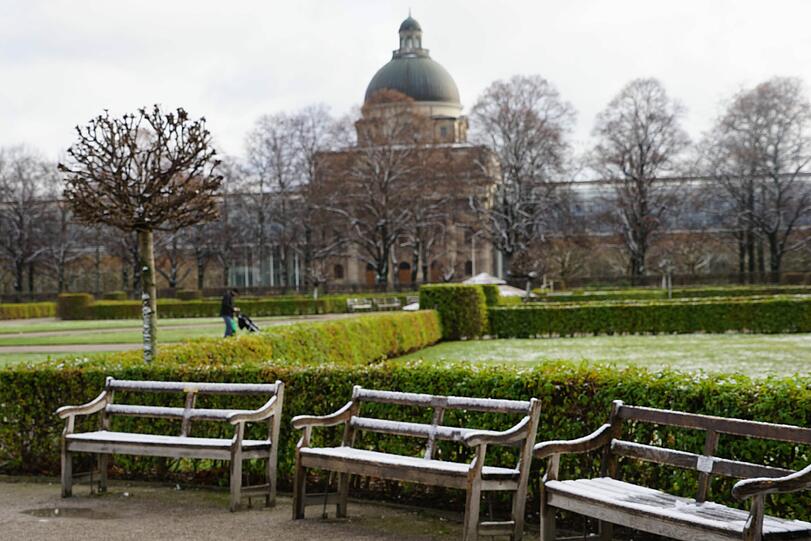 Auch der Hofgarten bietet ersten Schnee.
