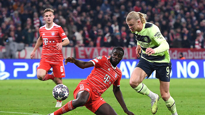 Dayot Upamecano rutschte vor dem Gegentreffer durch Erling Haaland folgenschwer aus.