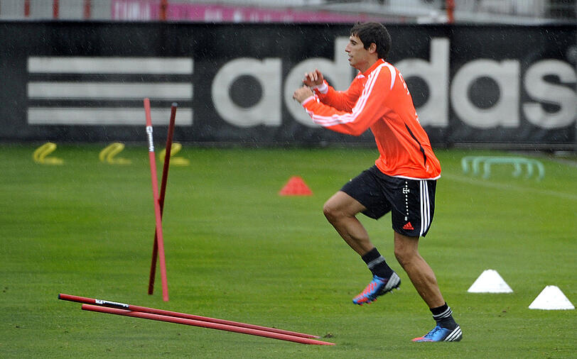Wirbel in Spanien um Bayern Münchens 40-Millionen-Einkauf Javier Martínez: Der 24-Jährige soll einem Medienbericht zufolge am vergangenen Samstagabend &bdquo;wie ein Dieb&ldquo; in die Umkleide seines alten Vereins Athletic Bilbao eingedrungen sein, um seine Sachen abzuholen.
