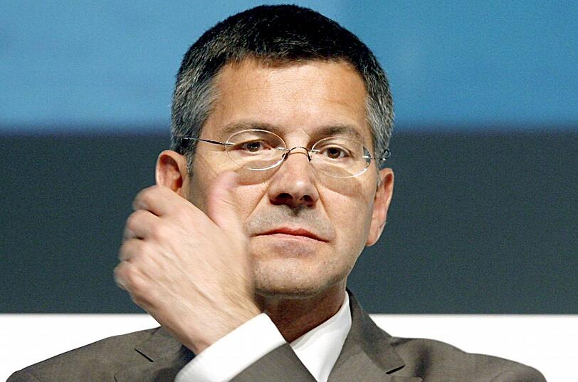Nummer 9: 2011 verdiente Adidas-Chef Herbert Hainer 5,94 Millionen Euro. Letzter Deal der Franken: Sie rüsten jetzt auch Real Madrid aus. Die Angaben für 2011 sind nach Berechnungen des "Manager Magazin" inklusive sogenannter langfristiger Vergütungsbestandteile.