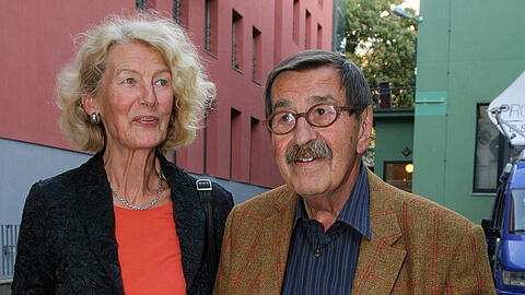 Günter Grass mit seiner Ehefrau Ute im Jahr 2006