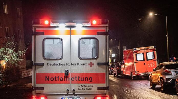 Der Mann verstarb noch an der Unfallstelle (Symbolbild).