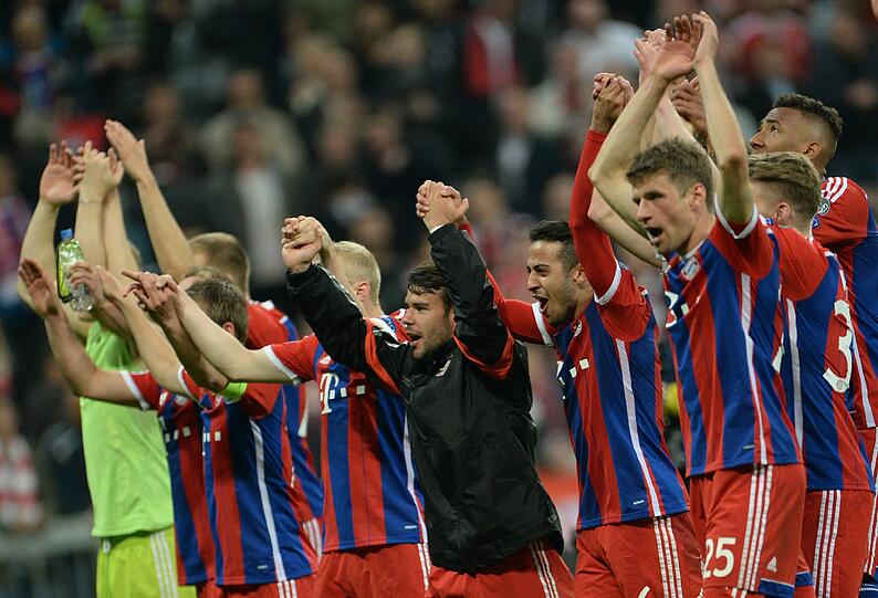 Ausgetrickst und abgezogen: Die Bayern freuten sich diebisch über ihren Coup gegen Porto.