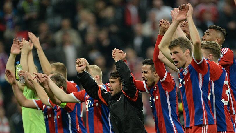 Ausgetrickst und abgezogen: Die Bayern freuten sich diebisch über ihren Coup gegen Porto. Ausgetrickst und abgezogen: Die Bayern freuten sich diebisch über ihren Coup gegen Porto.