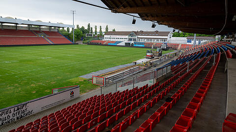 Baustelle Sportpark: In Unterhaching wird gerade die neue Heimat der Bayern-Frauen gebaut.