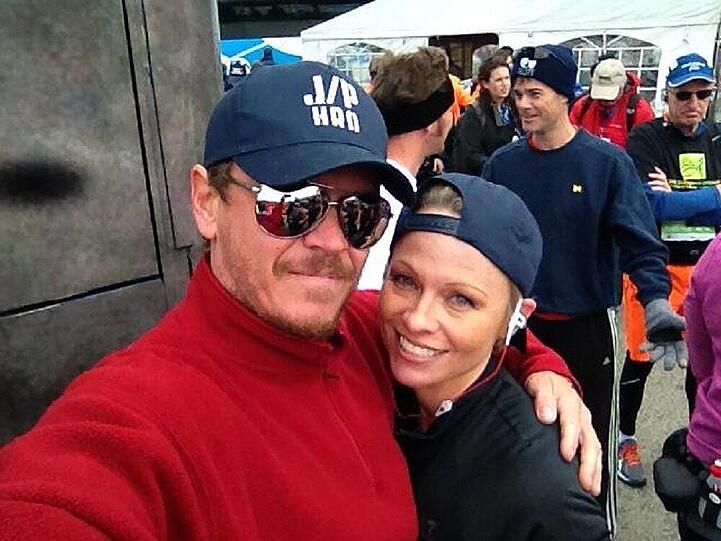 Pamela Anderson mit ihrem Bruder Gerry beim New York Marathon