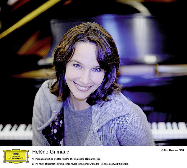 Die französische Pianistin Hélene Grimaud ist seit ihrer Kindheit Synästhetikerin und nimmt beim Hören Farben wahr.