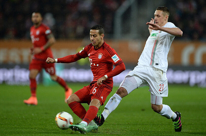 Thiago: Note 2. Der Aufbauspieler versucht sich langsam in Juve-Form zu spielen. Verteilte klug die Bälle, vor allem den einen langen Ball, den  
Lewandowski zum 2:0 vollstreckte.