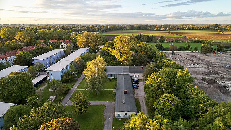 Das Areal des früheren KZ-Außenlagers Dachau-Allach ist heute die Wohnsiedlung Ludwigsfeld. Ein Museum sieht die Machbarkeitsstudie in der erhaltenen KZ-Baracke nicht vor.