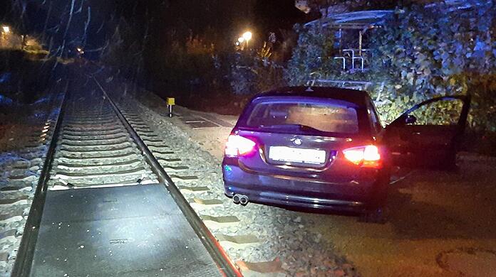Die Ermittlungen der Bundespolizei wegen eines gefährlichen Eingriffs in den Bahnverkehr dauern an.