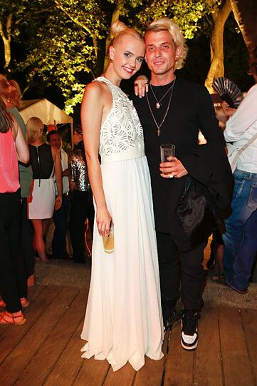 Bonnie Strange und Mann Jakob