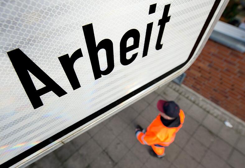 Die Situation auf dem deutschen Arbeitsmarkt dürfte sich im Oktober weiter verbessert haben.