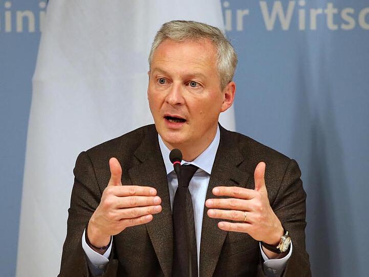 Der französische Staat hält 15 Prozent an Renault. Deshalb verlangt Wirtschaftsminister Bruno Le Maire die Zusicherung, dass im Falle einer Fusion Stellen in Frankreich erhalten bleiben.
