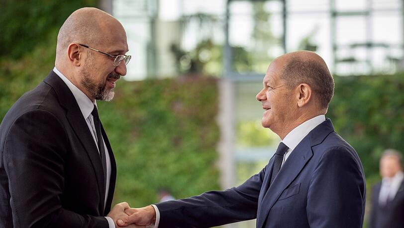 Scholz und Schmyhal waren zu bilateralen Gesprächen im Kanzleramt zusammengetroffen.