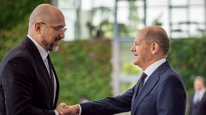 Scholz und Schmyhal waren zu bilateralen Gesprächen im Kanzleramt zusammengetroffen.
