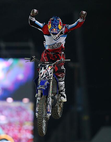 Am Samstag haben die X-Fighters in München Station gemacht - und spektakuläre Stunts gezeigt. Mit von der Partie beim letzten Stopp vor dem Finale in Sydney: Die Stars der Szene rund um den Spanier Dany Torres.