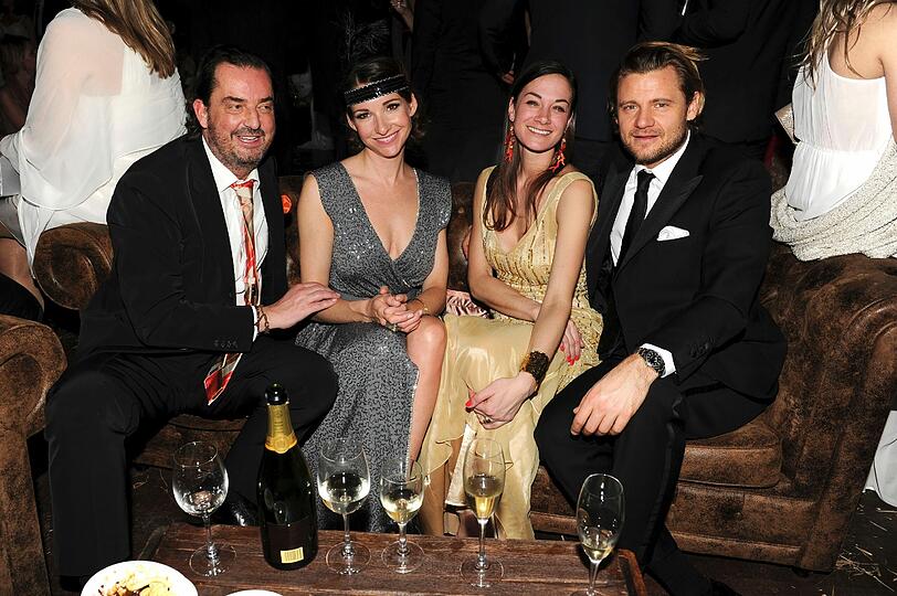 Charlotte Gräfin von Oyenhausen und Thomas Jadrnicek, Sophie Wepper und Freund David Meister. Promis feiern die DressWestern Party zum Opening des Dresscoded Pop Up Store im Ingolstadt Village im Rilano No. 6 in München. Die Bilder.