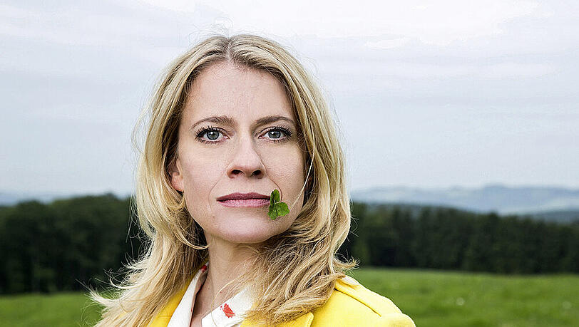 Caroline Peters alias Sophie Haas tut sich immer noch schwer auf dem Land Caroline Peters alias Sophie Haas tut sich immer noch schwer auf dem Land