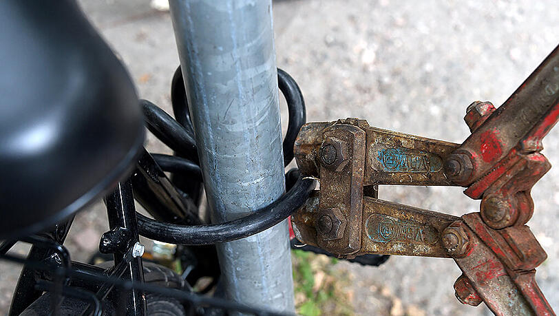 Die Polizei konnte die beiden jugendlichen Fahrraddiebe stellen. (Symbolbild) Die Polizei konnte die beiden jugendlichen Fahrraddiebe stellen. (Symbolbild)