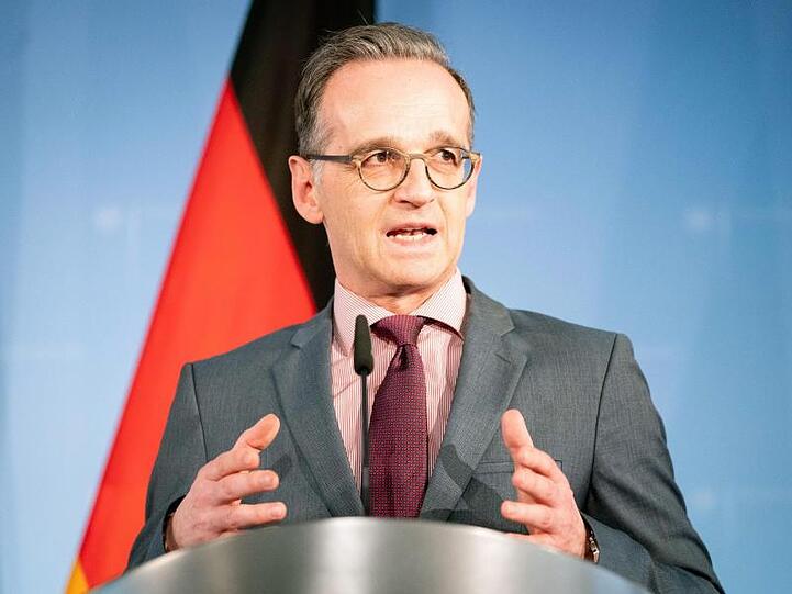 "Das Resultat der nationalen Kraftanstrengungen, die jetzt bei uns allen gefordert sind, darf nicht eine Spirale nationaler Egoismen sein", sagt Maas.