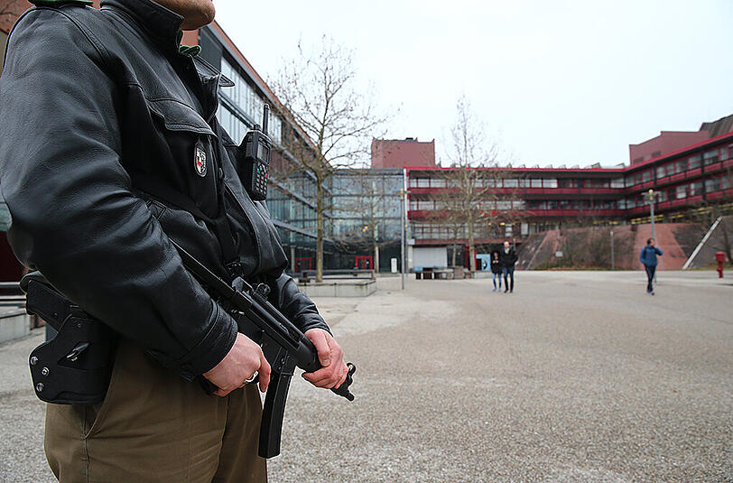 Bilder vom SEK-Einsatz an der Uni in Nürnberg