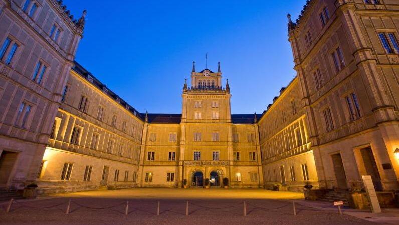 Schloss Ehrenburg am Schlossplatz von Coburg (Archivbild).