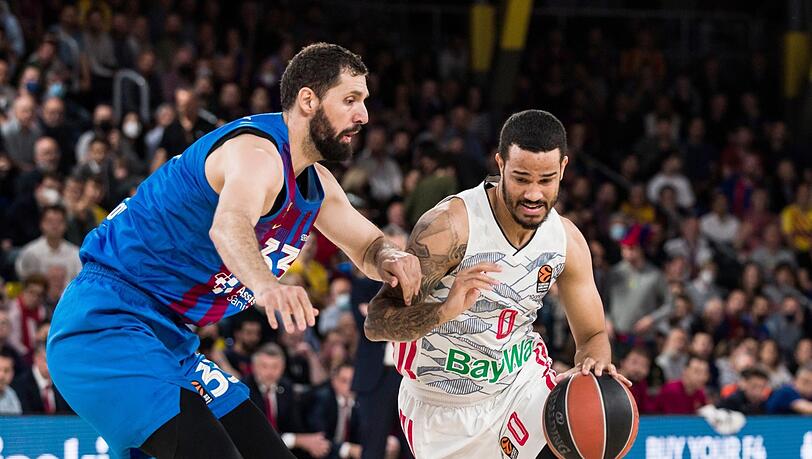 Nach den Duellen mit Barcelona wartet nun in den BBL-Playoffs die nationale Konkurrenz: Weiler-Babb (r.) und Bayerns Basketballer.