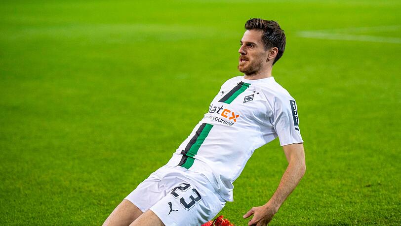 Gladbachs Jonas Hofmann jubelt nach seinem Tor zum 1:0 gegen den VfB Stuttgart.