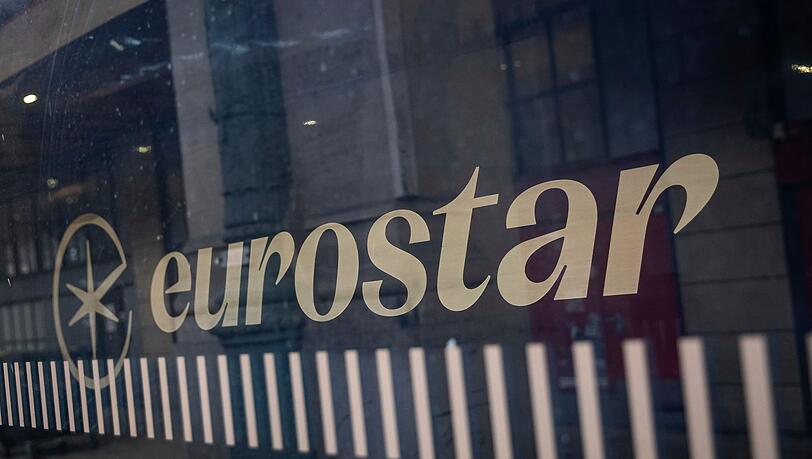 Im Bahnverkehr durch den Eurotunnel kann es auch am Tag nach dem gro&szlig;en Reisechaos zu Versp&auml;tungen und Zugausf&auml;llen kommen.